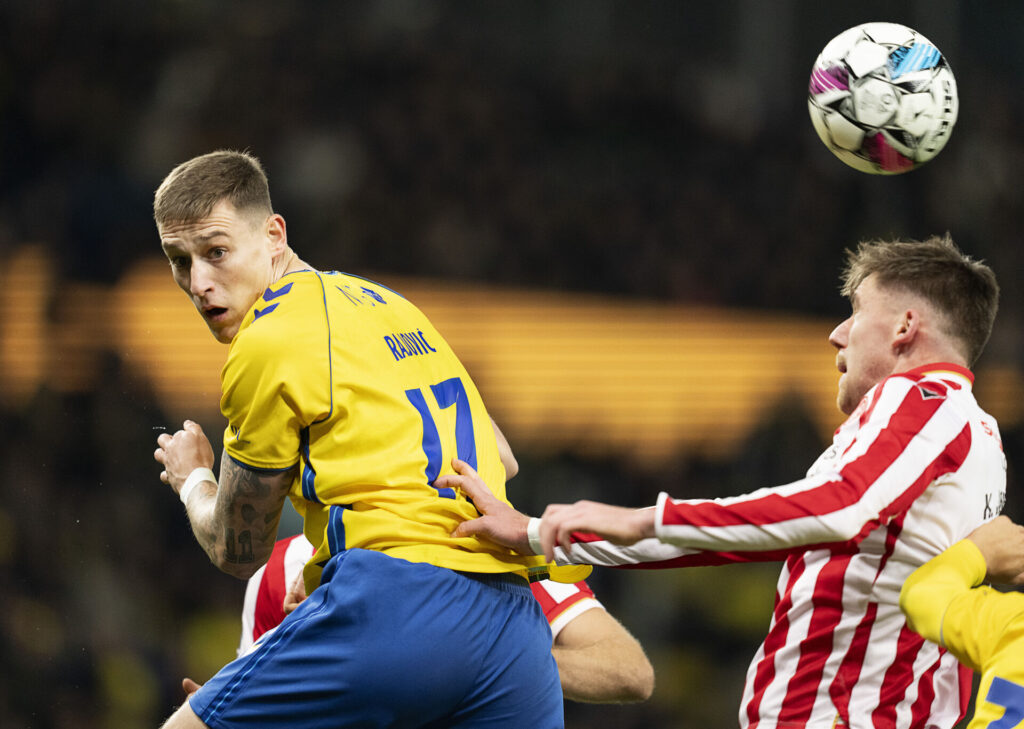 Brøndbys Mileta Rajovic under superligakampen mellem Brøndby IF og AaB på Brøndby Stadion fredag den 29. november 2024.