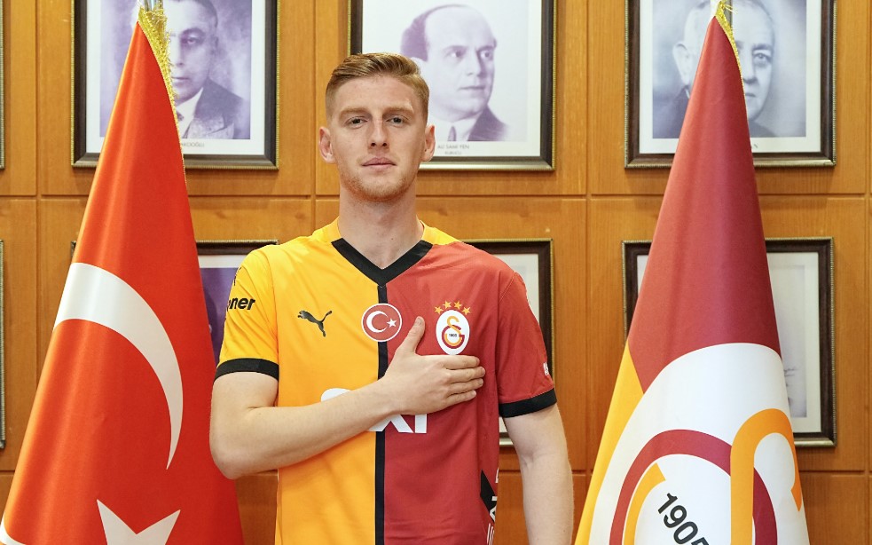 Metehan Baltaci forlænger sin kontrakt i Galatasaray.