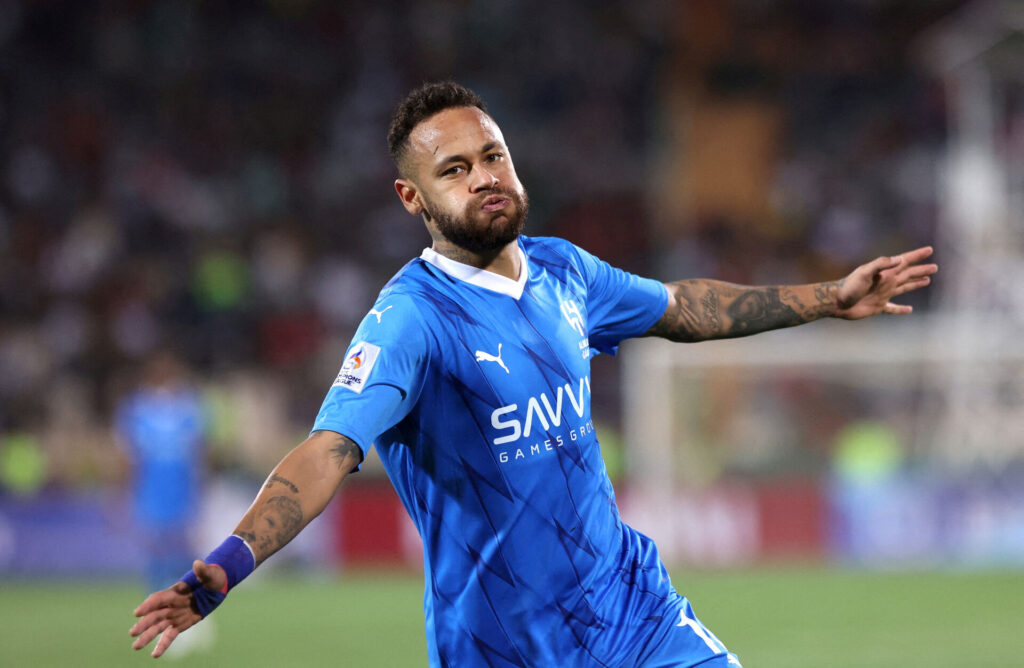 Neymar jubler efter en scoring for Al-Hilal.