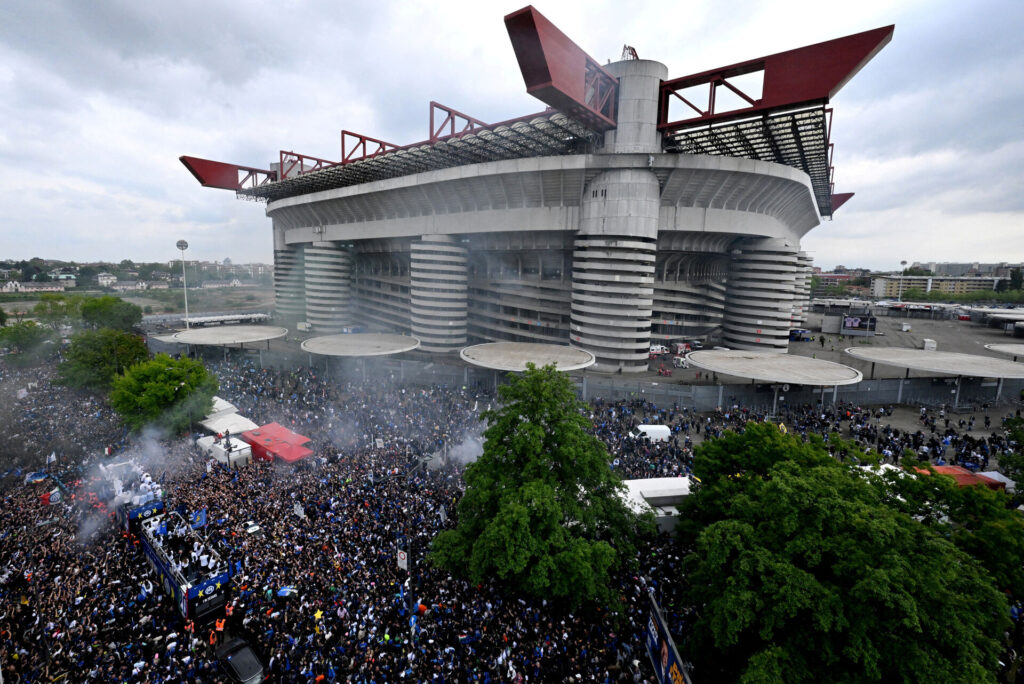 Inters fans fejrer det italienske mesterskab.