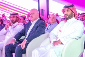 FIFA-præsident Gianni Infantino med den saudiarabiske kronprins Mohamed Bin Salman.