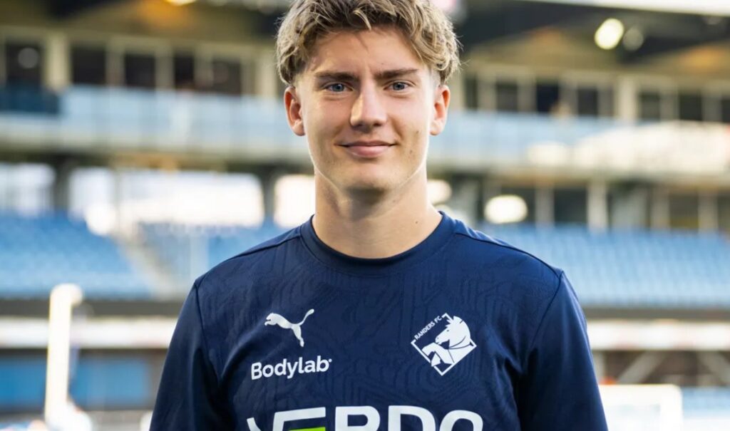 Mike Themsen forlænger med Randers FC.