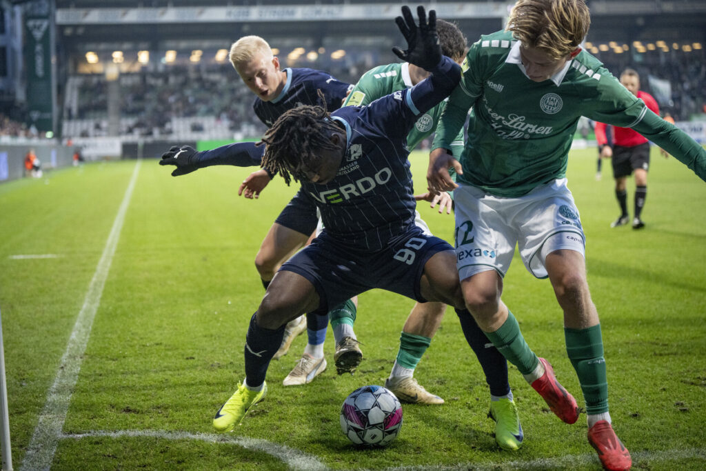 Både Randers FC og Viborg FF bør forstærke sig i vinterens transfervindue, hvis man spørger Campos fodboldekspert.