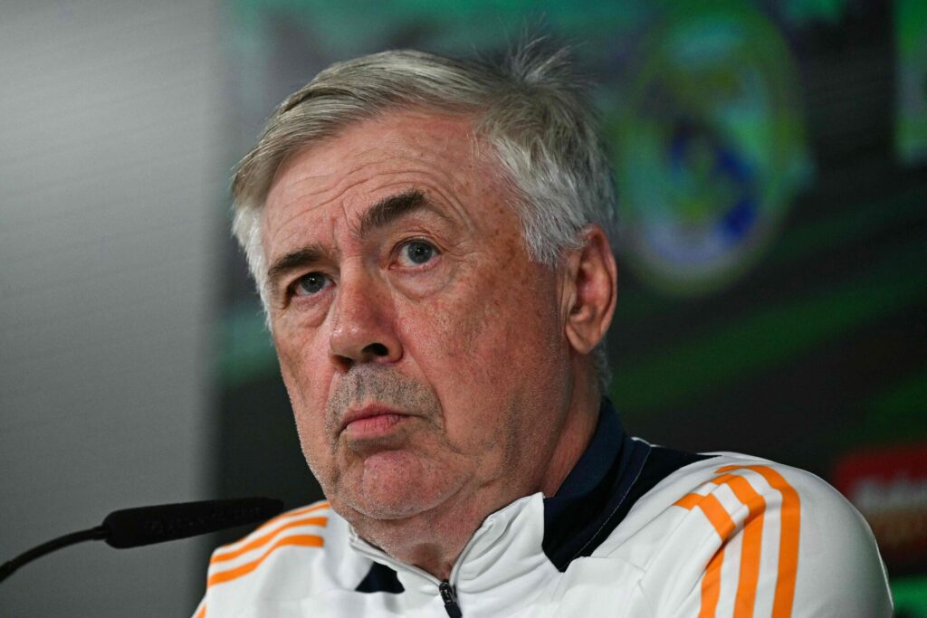 Carlo Ancelotti på et pressemøde