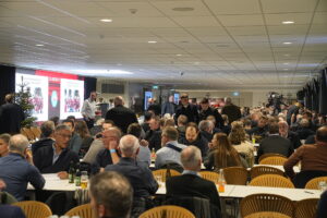 Silkeborg IF A/S holder ekstraordinær generalforsamling om salg af fodboldklubben og skift af navn, på JYSK park i Silkeborg onsdag den 11. december 2024.