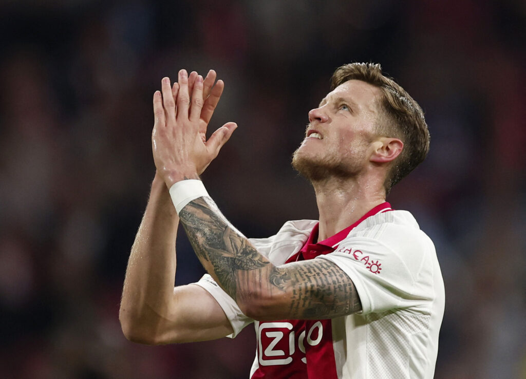 Wout Weghorst efter en scoring for Ajax.