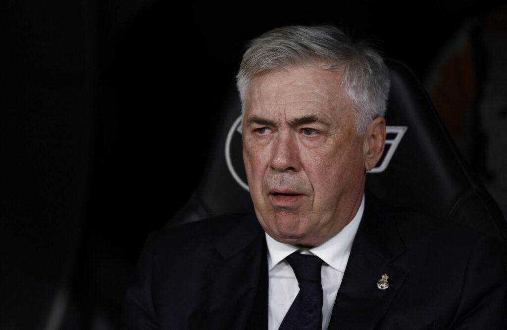 Carlo Ancelotti på trænerbænken for Real Madrid