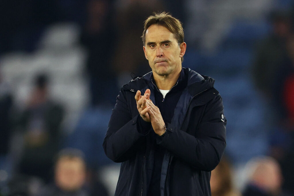 Julen Lopetegui klapper efter West Hams nederlag ude mod Leicester.