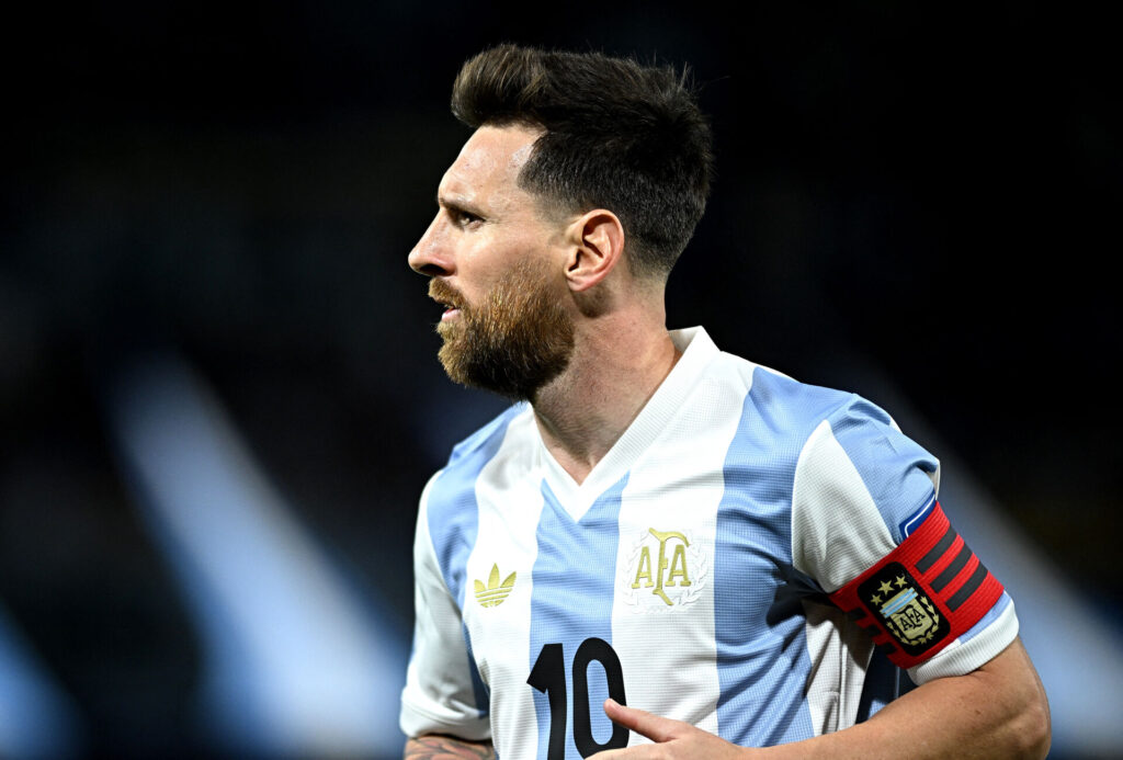 Lionel Messi under en landskamp for Argentina.