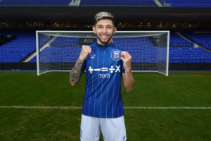 Julio Enciso skifter klub i Premier League.