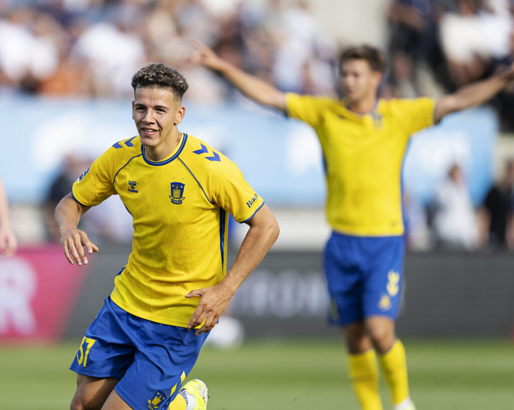 Clement Bischoff scorer for Brøndby mod Lyyngby.