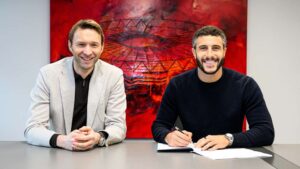Mario Hermoso skriver kontrakt i Leverkusen