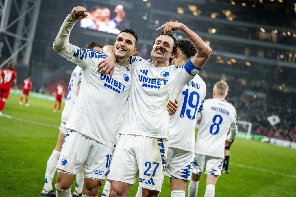 FC Københavns Thomas Delaney scorer til 2-1 under 3F Superliga-kampen mellem FC København og FC Nordsjælland i Parken i København, mandag den 2. december 2024.. (Foto: Mads Claus Rasmussen/Ritzau Scanpix)