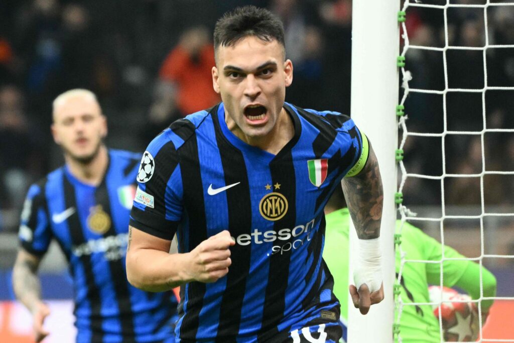 Lautaro Martinez fejrer en scoring for Inter.