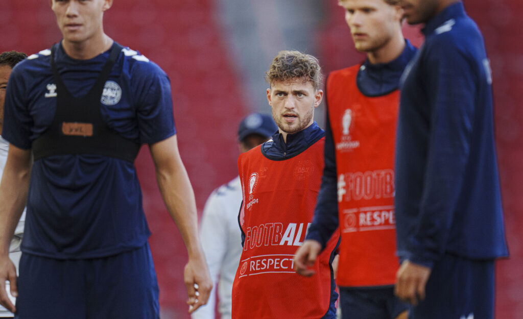 Jacob Bruun Larsen træner med det danske landshold i Stuttgart under EM 2024.