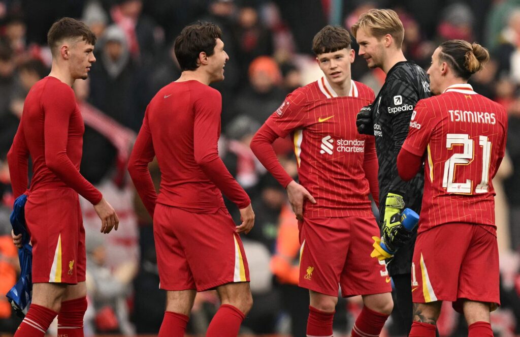 Liverpools spillere samlet efter sejr i FA Cup.