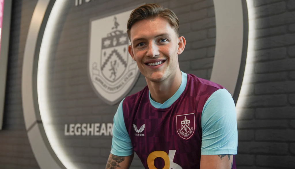 Oliver Sonne er netop skiftet til Burnley FC i England