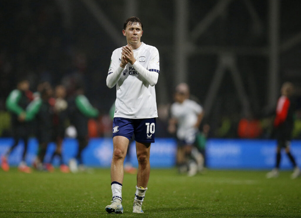 Mads Frøkjær efter en kamp for Preston North End.