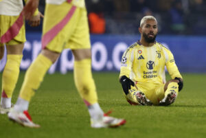 Douglas Luiz kan være på vej mod en retur til Premier League, hvor Chelsea lurer på en lejeaftale.