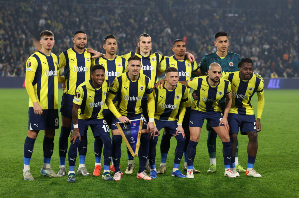 Fenerbahces hold forud for kampen mod Lyon.