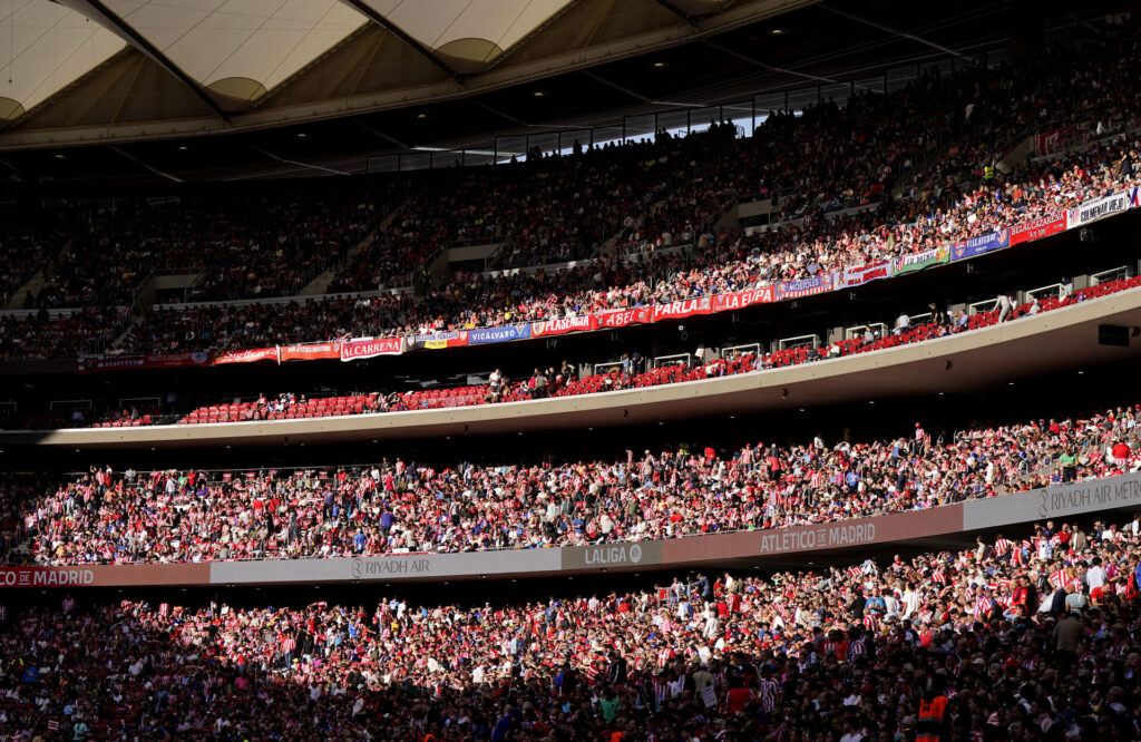 Atletico Madrids hjemmebane fyldt med fans.