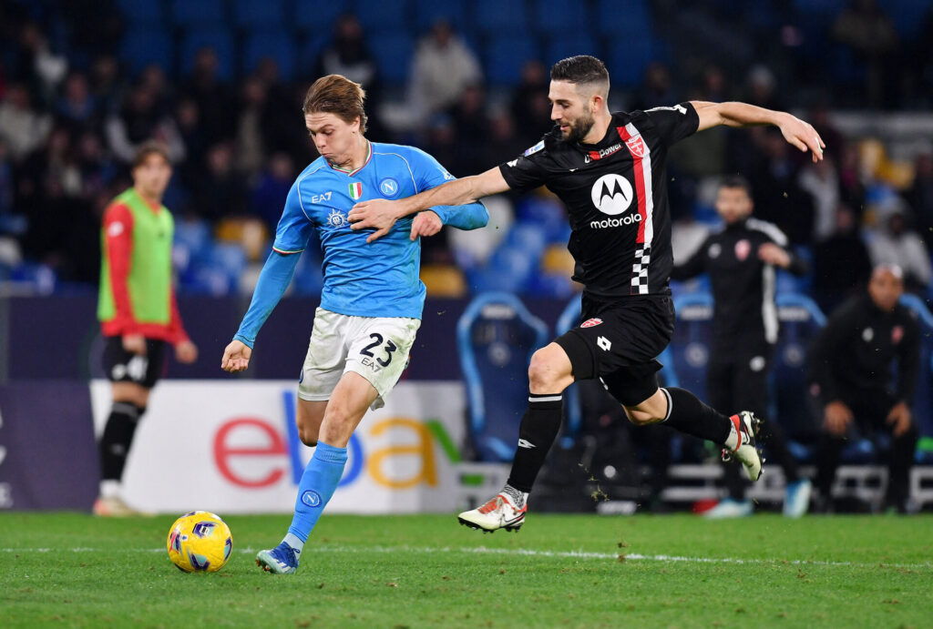 Alessio Zwerbin i aktion for Napoli.