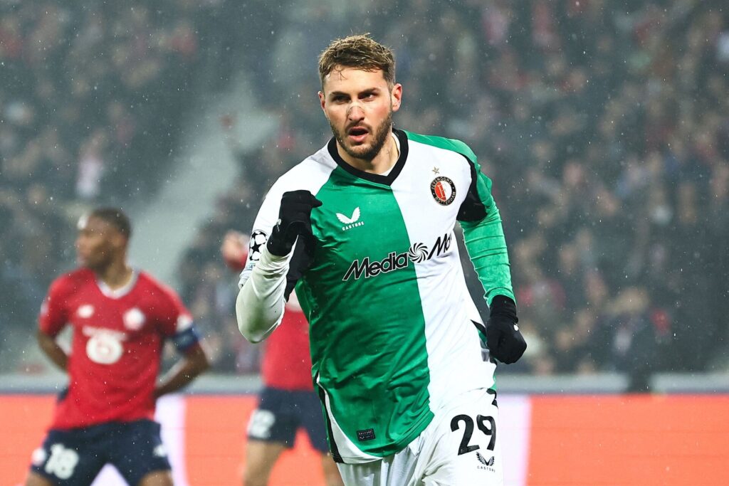 Santiago Gimenez fejrer en scoring for Feyenoord.