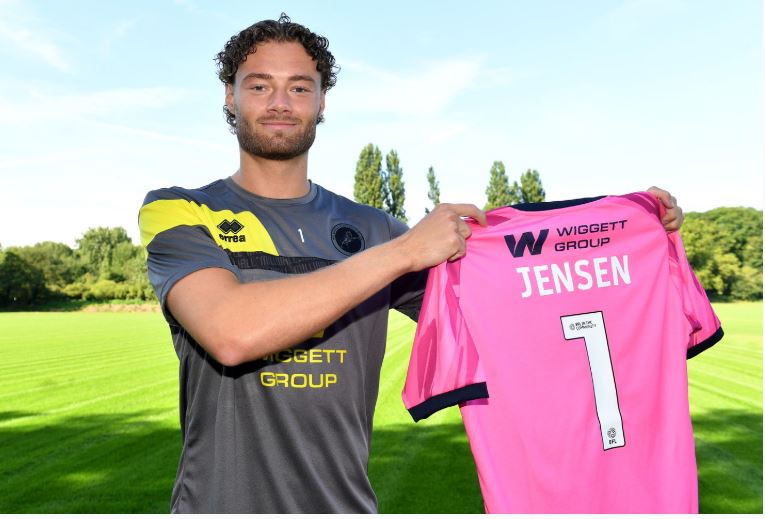 Lukas Jensen præsenteret i Millwall