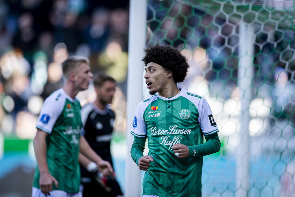 Viborg FFs Serginho Andrade (7) under Superligakampen mellem Viborg FF og Lyngby Boldklub på Energi Viborg Arena søndag den 21. april 2024