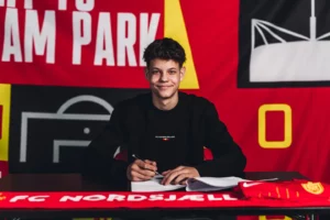 Patrick Alves skriver kontrakt med FC Nordsjælland.