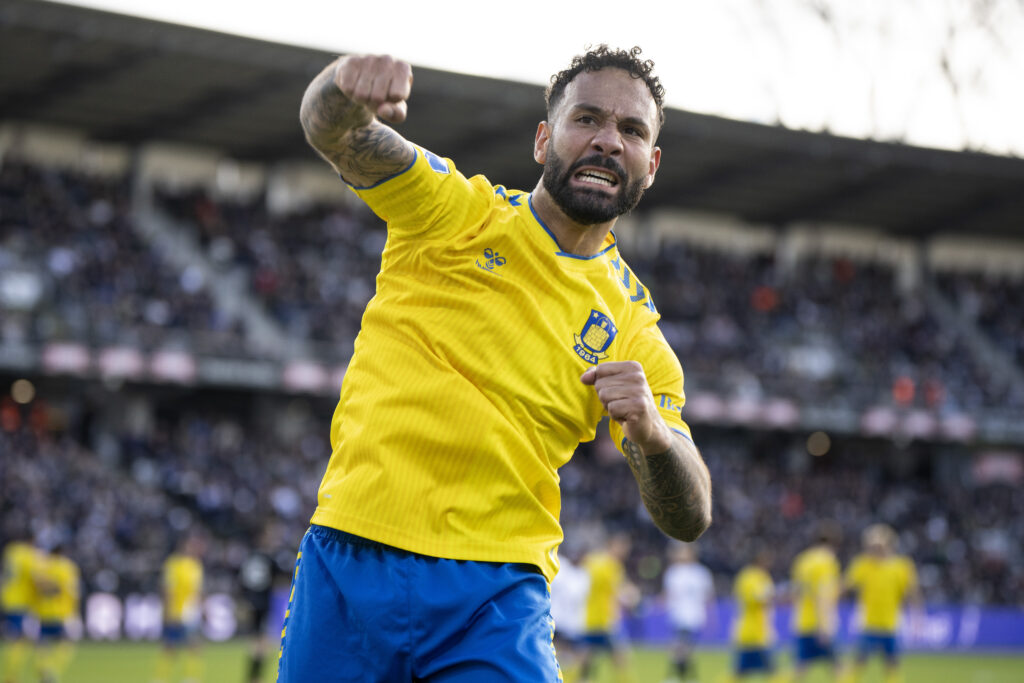 Brøndbys Sean Klaiber reagerer, efter han har scoret til 2-1 under superligakampen mellem AGF og Brøndby IF på Ceres Park i Aarhus søndag den 14. april 2024.. (Foto: Bo Amstrup/Ritzau Scanpix)