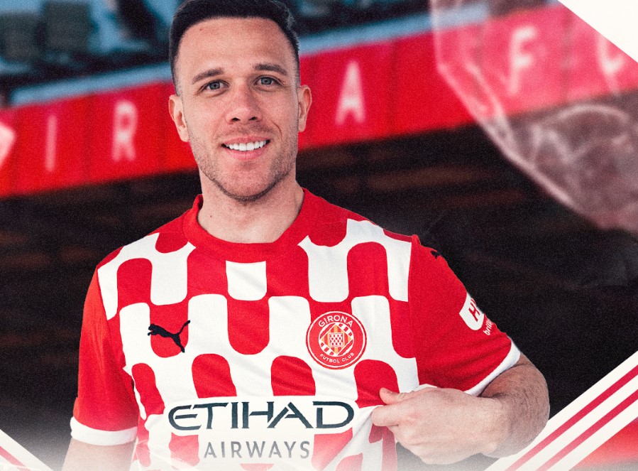 Arthur Melo præsenteres i spanske Girona.