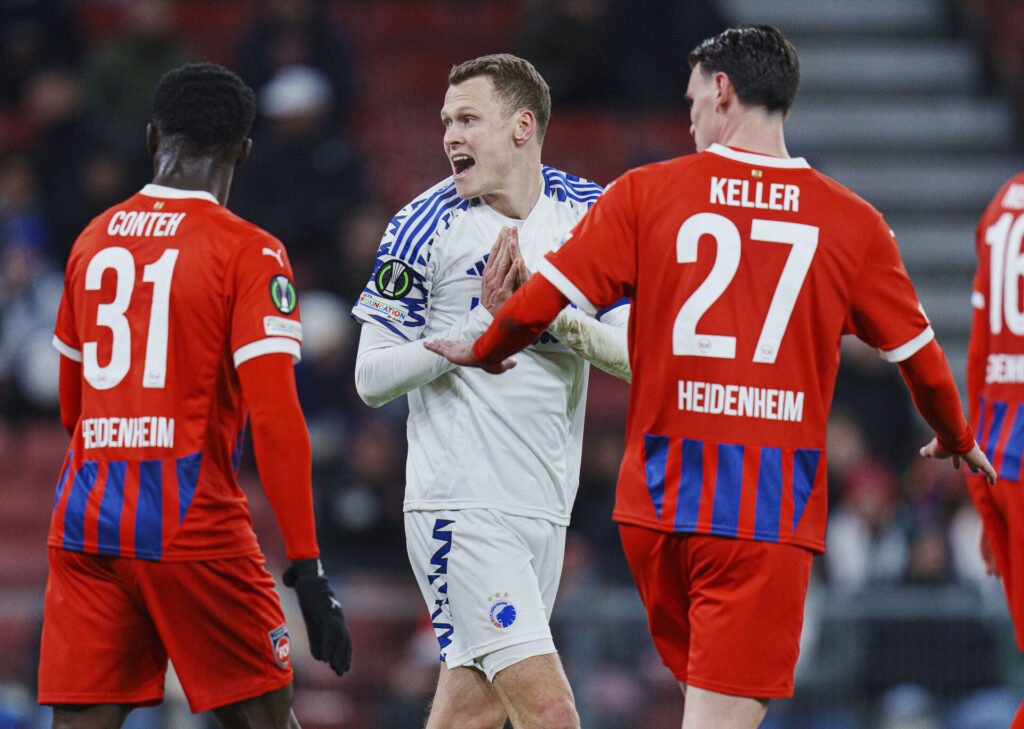 Viktor Claesson i kamp mod tyske Heidenheim.