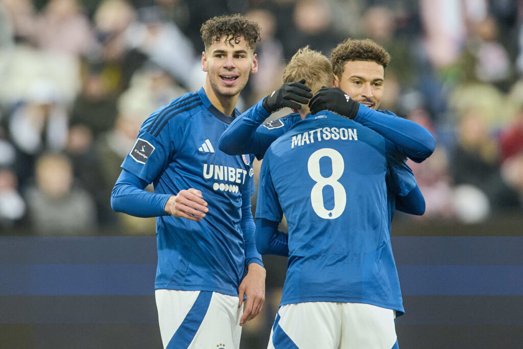 Jubel hos FCK efter scoring under Superliga træningkampen mellem AGF og FC København på Vejlby Stadion i Aarhus lørdag den 8. februar 2025.