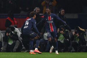 Ousmane Dembele jubler efter en scoring for PSG.