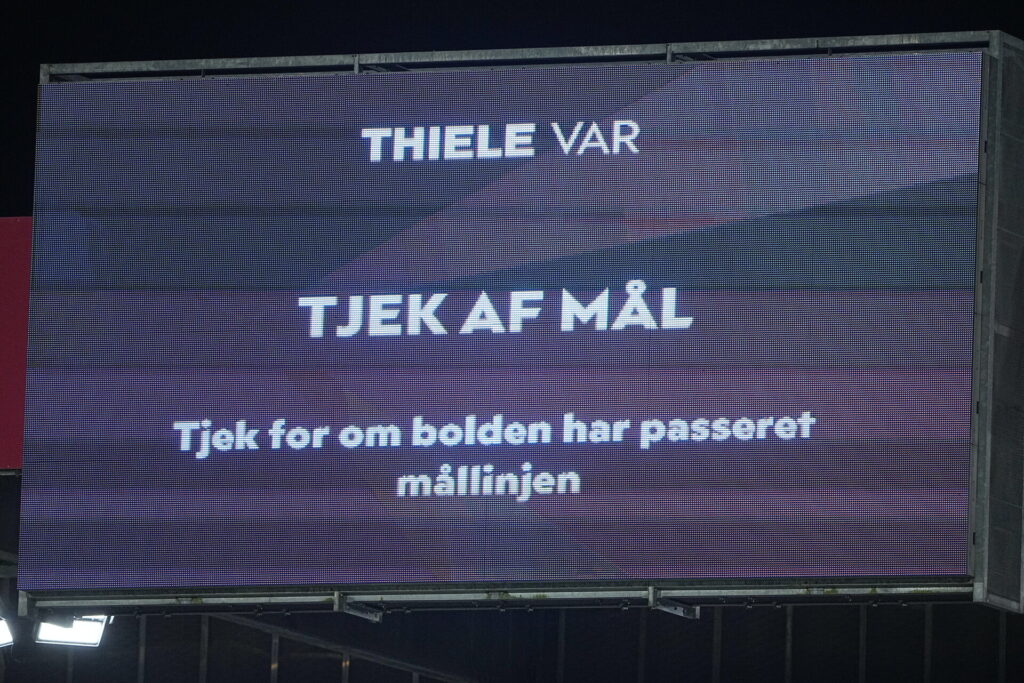 VAR-tjek i FCK-RFC