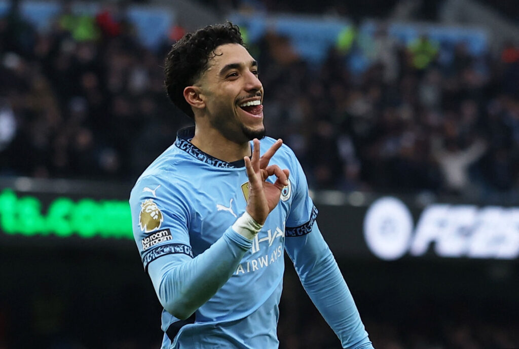 Omar Marmoush fejrer sit hattrick for Manchester City mod Newcastle.