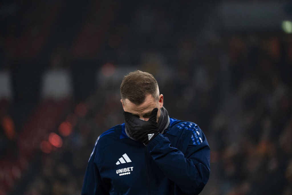 Jacob Neestrup på sidenlinjen for F.C. K'benhavn