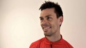 Jesper Hansen interviewes efter træning på Fredensvang.