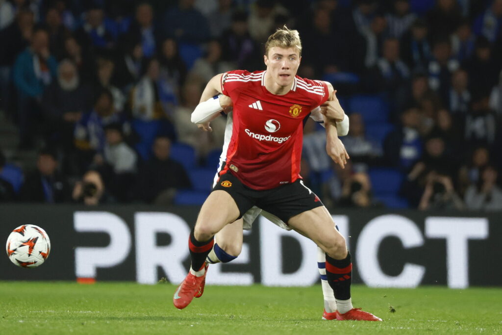 Rasmus Højlund i kamp for Manchester United.