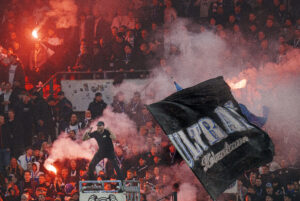 F.C. København-tilskuere med pyroteknik