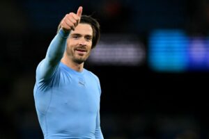 Jack Grealish giver thumbs up