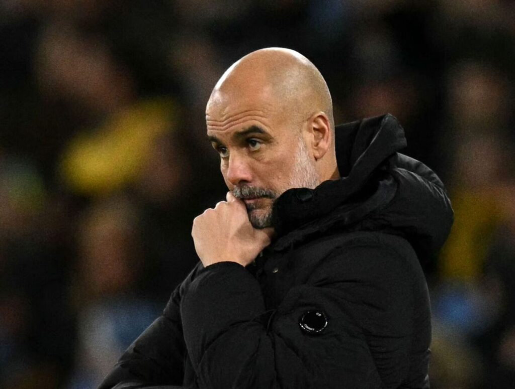 Pep Guardiola tænker og tænker