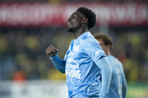 Mohames Toure knytter næven.