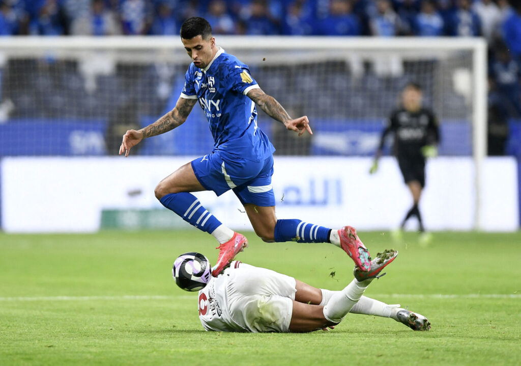 Joao Cancelo i aktion for Al Hilal.