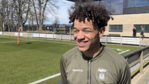 Mikael Anderson træner igen fuldt ud med på Fredensvang for AGF.