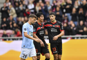 Adam Gabriel holder om Lee-beom