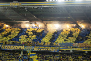Brøndby IFs fans før 3F Superliga-kampen mellem Brøndby IF og Lyngby Boldklub på Brøndby Stadion, mandag den 3. marts 2025