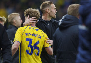 Mathias Kvistgaarden og Frederik Birk under en Brøndby-kamp.