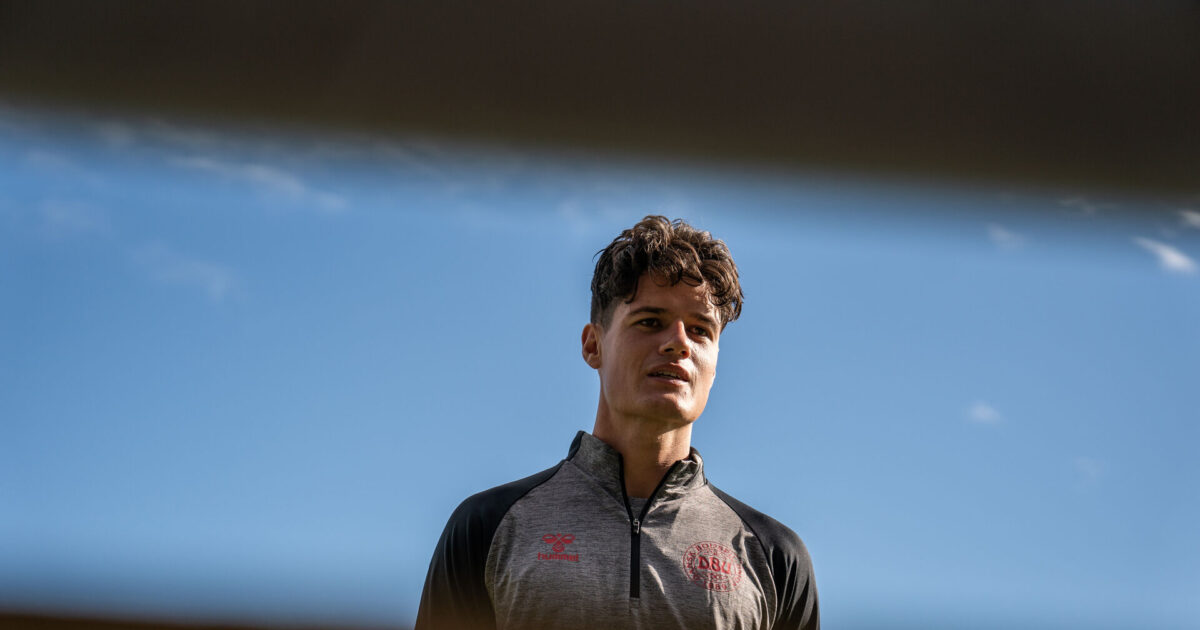 – Jeg håber, han er så god, at jeg aldrig skal sætte ham af holdet Christian Nørgaard under fodboldlandsholdets mixed zone og træning i Helsingør, tirsdag den 1. september 2020. (Foto: Emil Helms/Ritzau Scanpix)